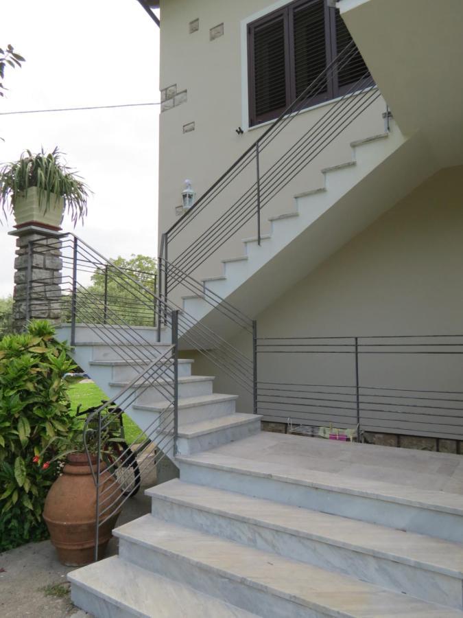Casa Vacanze “Bouganville” Loc Avane Pisa Vecchiano Luaran gambar