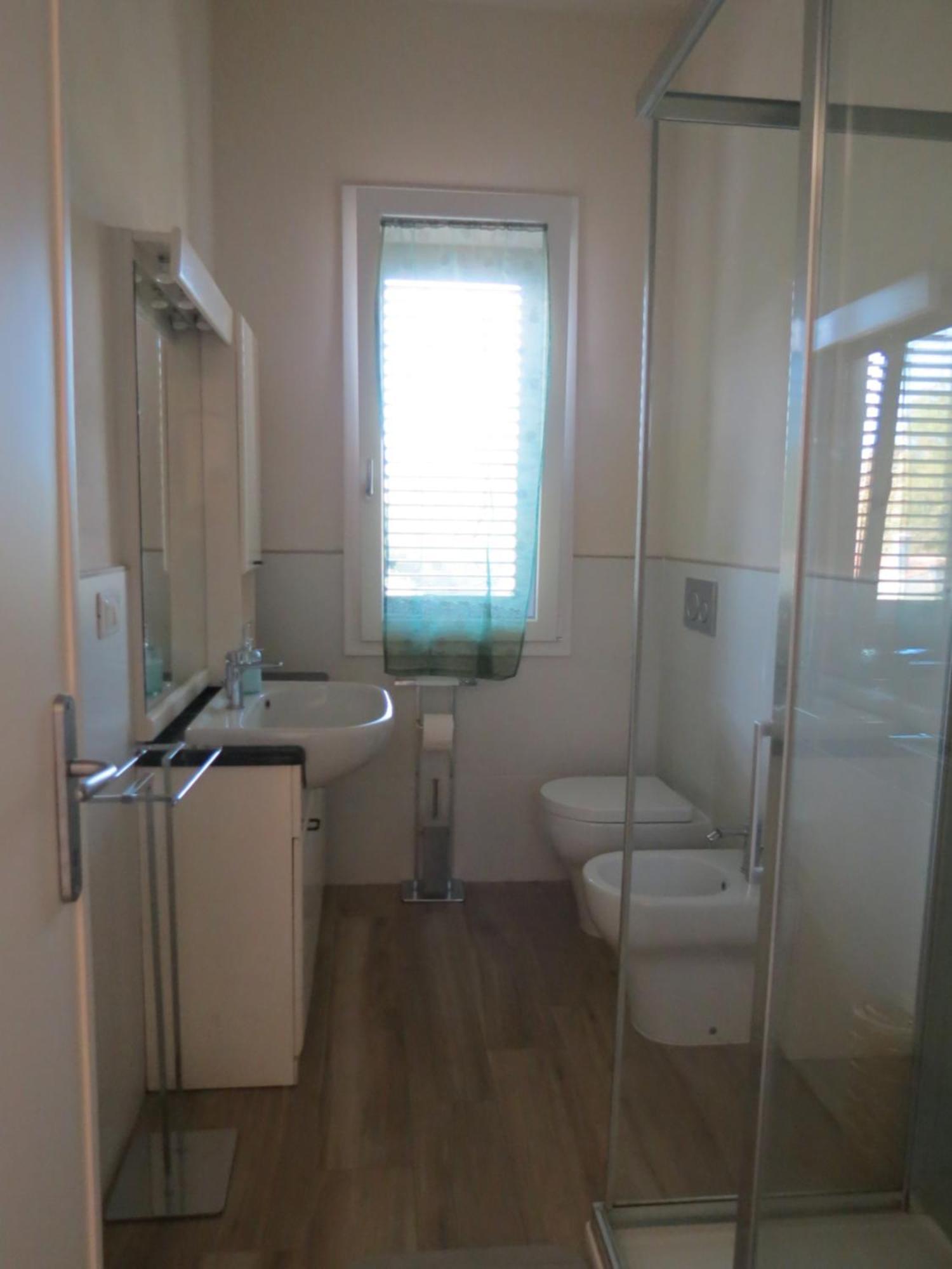 Casa Vacanze “Bouganville” Loc Avane Pisa Vecchiano Luaran gambar