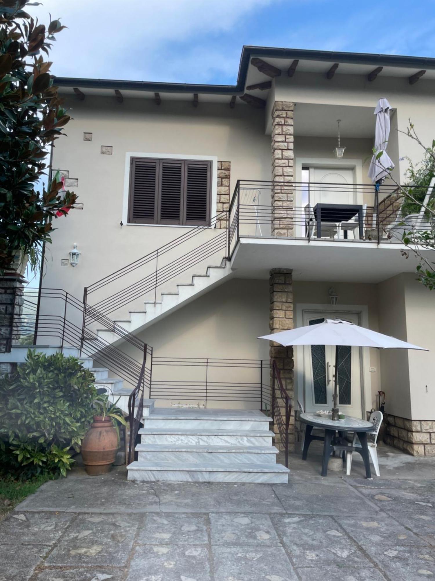 Casa Vacanze “Bouganville” Loc Avane Pisa Vecchiano Luaran gambar
